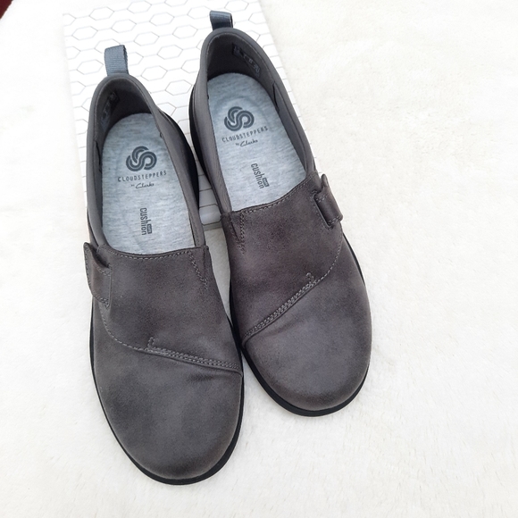 Clarks Cloudsteppers Sillian 2.0 Ease Slip On Comfort Flats Gray 6 Loafers - Picture 3 of 11